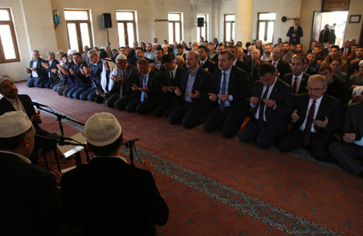 Şehit kaymakam Safitürk düzenlenen törenlerle anıldı