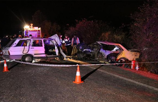 Denizli'de feci kaza: Çok sayıda ölü ve yaralı var!