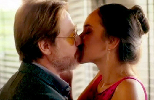 Duygu Sarışın'ın yüzü yandı mı? Açıklama geldi