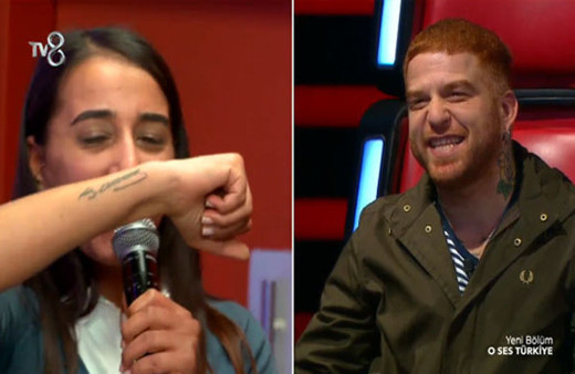 Gökhan, Atatürk dövmesini fark edince salonda alkış koptu!