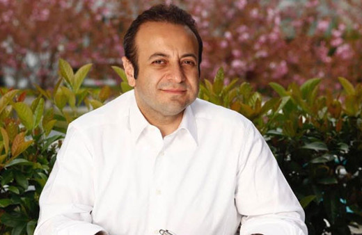 Egemen Bağış KKTC vatandaşı oldu