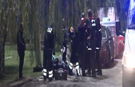 Galata Köprüsü'nde balık tutan vatandaşlar denizde erkek cesedi buldu