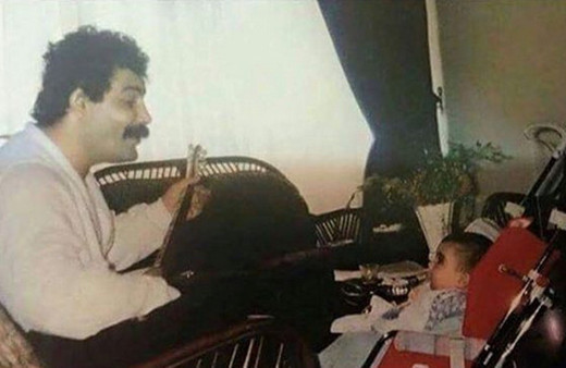 Ahmet Kaya'nın eşi ve kızları! Melis ve Çiğdem büyüdü