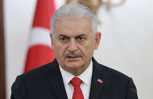 "Bugünlerde başka film çeviriyorlar"