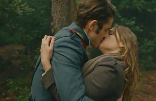 Vatanım Sensin'e Leon ve Hilal'in öpüşme sahnesi damga vurdu!