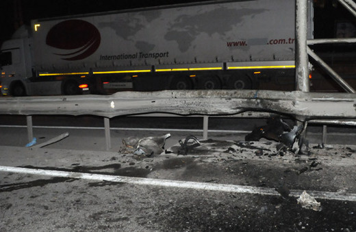 Kocaeli'de zincirleme trafik kazası: 2 ölü