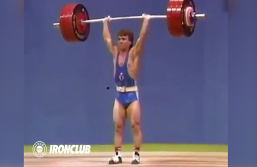 Naim Süleymanoğlu Seul’de rekoru böyle kırmıştı