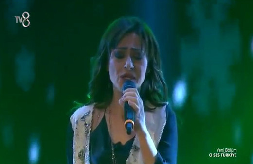  Yıldız Tilbe ile muhteşem bir düete imza attı