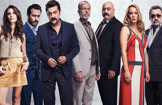 Poyraz Karayel 'Küresel Sermaye' ile dönüyor