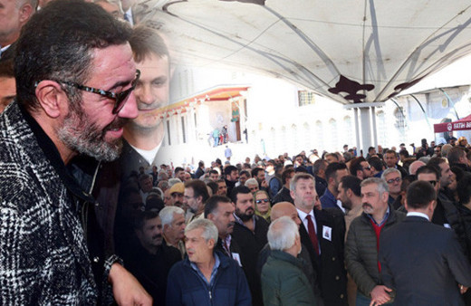 Hakan Altun'un acı günü ünlü sanatçı cenazede fenalaştı!