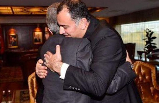 AK Parti-CHP samimiyeti! O pozlarla ilgili flaş açıklama