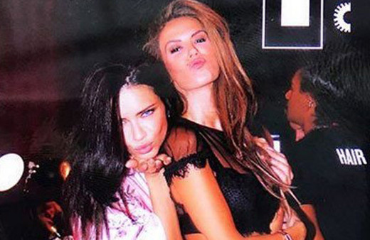 Adriana Lima'dan Türk mankene yakın markaj önce arkadan sarıldı sonra...