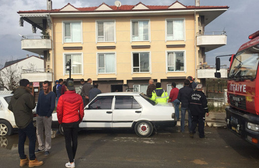 Sakarya'da korkunç patlama 16 daire hasar gördü