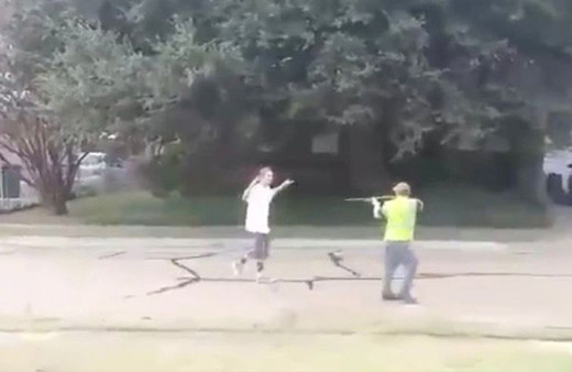 Köpek yüzünden komşusunu öldürdü!