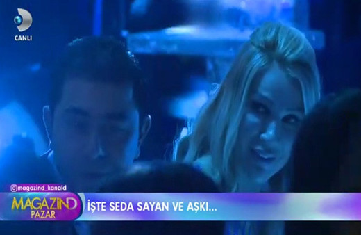 Seda Sayan ayrıldık dediği sevgilisiyle konserde yakalandı