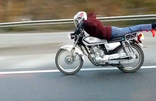 Yolda görenler şaşkına döndü!