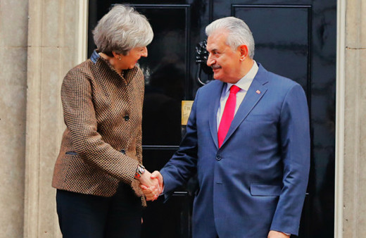Binali Yıldırım ve Theresa May'dan flaş görüşme