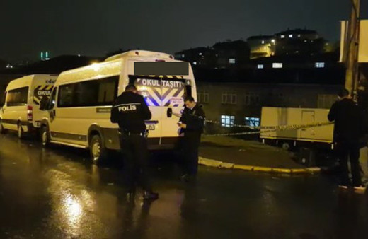 Üsküdar'da okul servisine silahlı saldırı