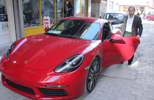 Bir dondurma yedi hayatı değişti! Kara kara düşünmeye başladı