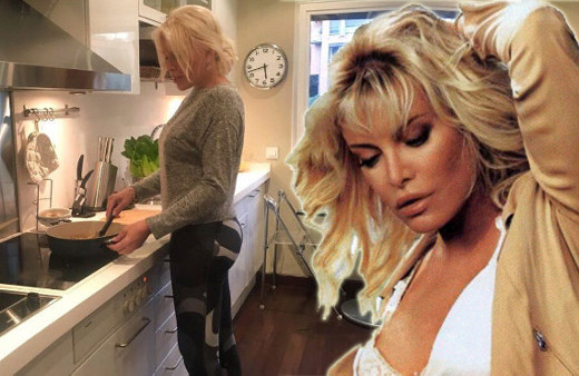 71'lik Ajda'nın kalçaları olay oldu! Genç kızlara taş çıkardı