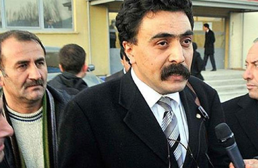 Kapatılan ÇHD'nin eski başkanı gözaltına alındı