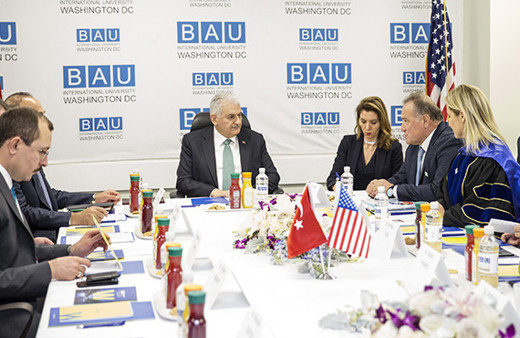 Başbakan Yıldırım, Bahçeşehir Uluslararası Üniversitesine ziyarette bulundu