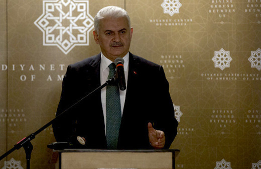 Başbakan Yıldırım'dan ABD'deki Müslümanlara FETÖ uyarısı!