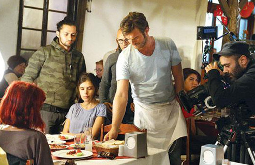 Hadi Be Oğlum filminin oyuncu kadrosu konusu ve vizyon tarihi