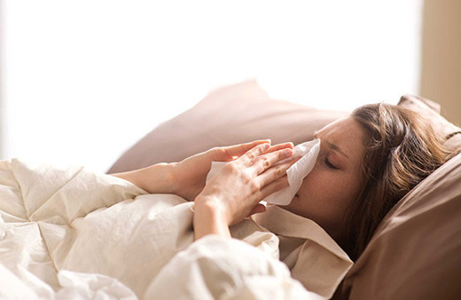 Boğaz ağrısından çabucak kurtulmanın yolları