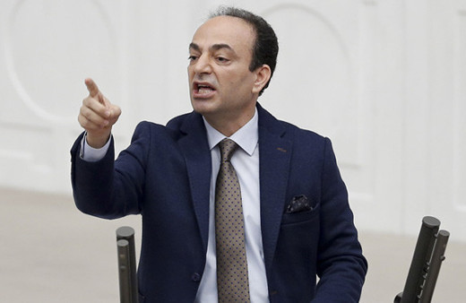 Meclis'te Kürdistan gerginliği! Baydemir kalbini gösterip...