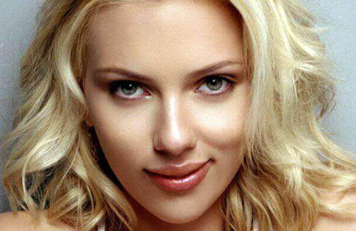 Yapay zeka ünlüleri erotik filmde oynattı!