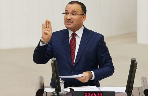 Bozdağ 'FETÖ'yü övdün' sözlerine sert çıktı: FETÖ teröristleri