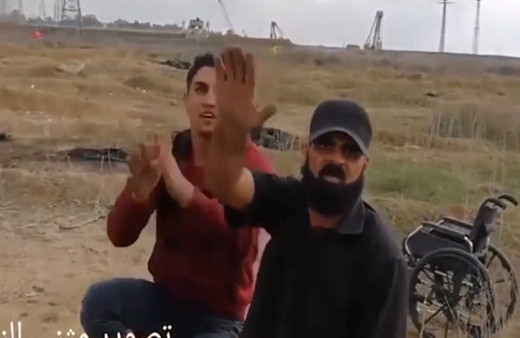 İsrail askerleri tekerlekli sandalyedeki Filistinli protestocuyu öldürdü