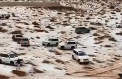 Olmaz olmaz demeyin sonunda çöle kar yağdı