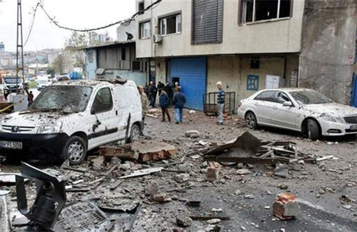 İstanbul'da büyük patlama: Ortalık savaş alanına döndü!