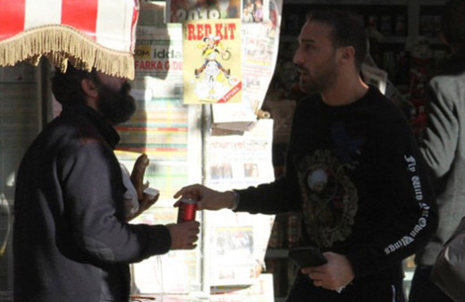 Talihsiz kaza! 'Açım abi' diyen dilenciyi eli boş göndermedi 