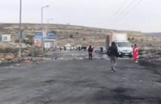 Türk bayraklı Filistinli genç İsrail askerlerinin hedefinde...