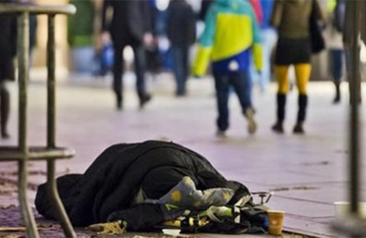 Almanya'da evsizlere para cezası geliyor