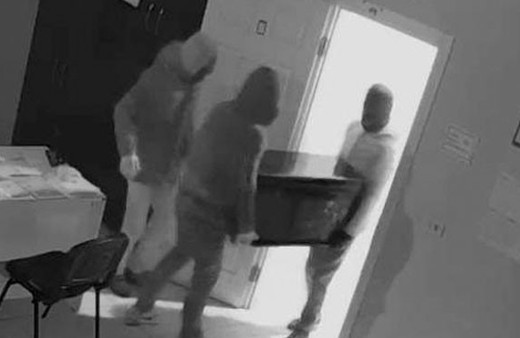 Hırsızları yakalatana 50 bin lira ödül verecek