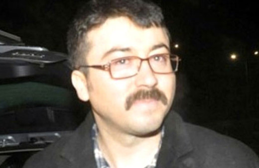 FBI'dan 50 bin dolar alan eski komiser annesi ve babasını yaktı