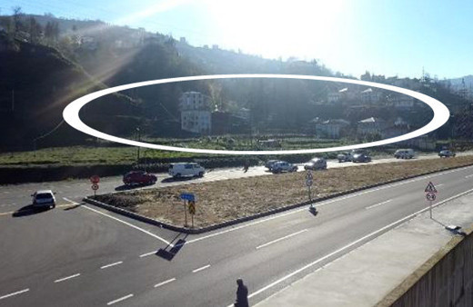 Şaka değil gerçek! Yeni yol yapıldı köyün girişi unutuldu