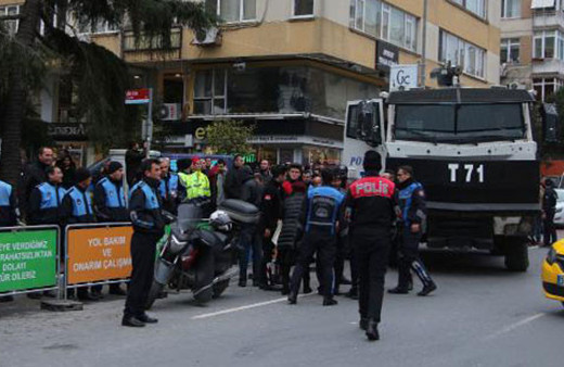 Nisbetiye caddesinde gerginlik! Başkan ortada kaldı...
