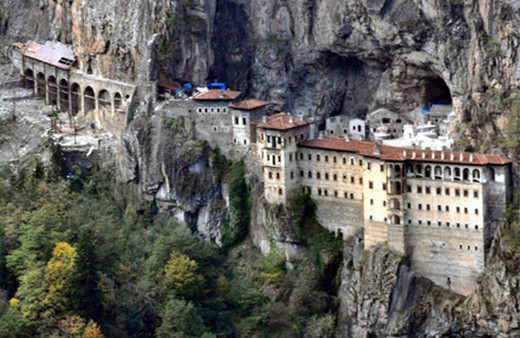 Sümela Manastırı'nda gizli geçit bulundu içinden öyle bir şey çıktı ki