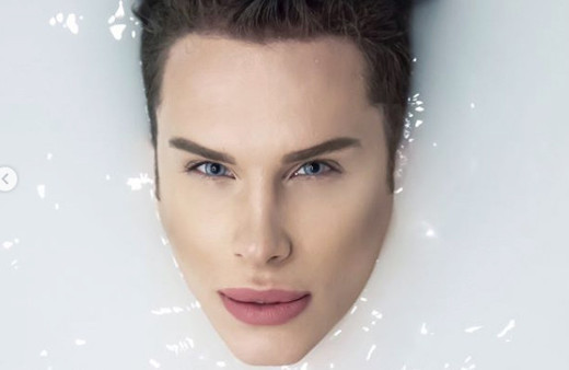 Ken bebek Samet Liçina 'Benim yüzümde bir spor araba yatıyor'