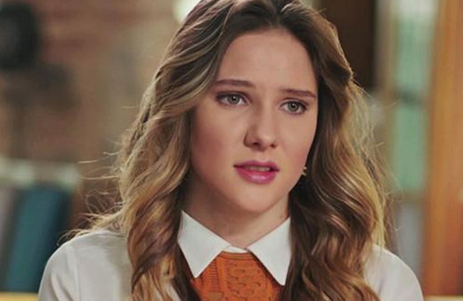 Paramparça'nın Hazal'ı Alina Boz'un sürpriz aşkı o şok isim