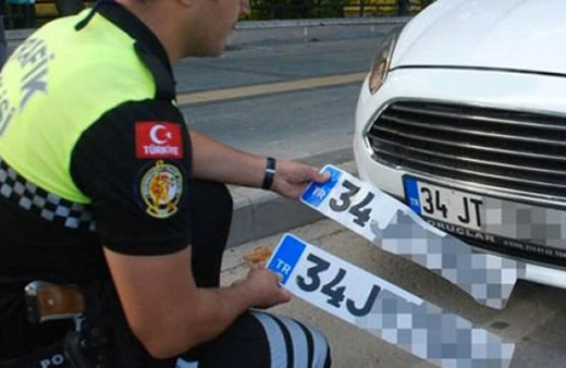 Yeni araç alacaklar dikkat! Özel plaka tarihe karışıyor