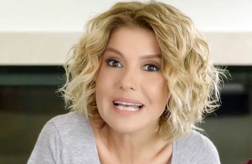 Gülben Ergen'e kırmızı biber şoku bir anda üzerine gelmeye başladılar