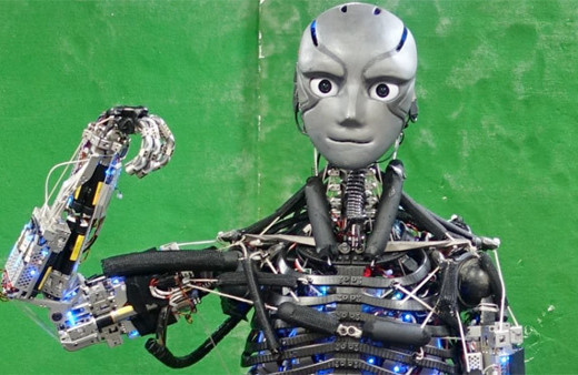 Spor yaptıkça terleyen robot bir Japon klasiği