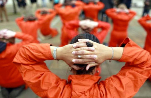 Tek tip kıyafetin detayları belli oldu kimler hangi renk giyecek?