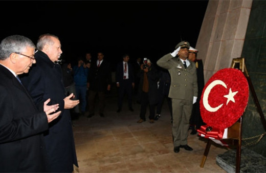 Cumhurbaşkanı Erdoğan, Şehitler Anıtı'nı ziyaret etti